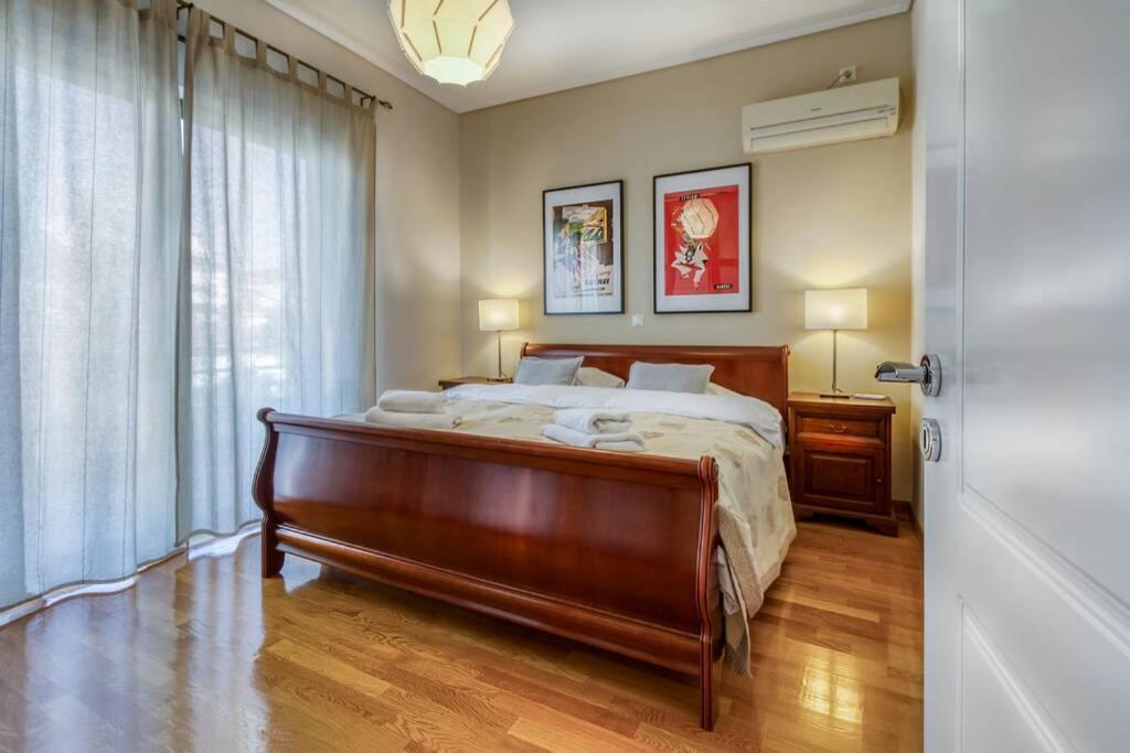 Spacious Apartment In Glyfada Close To The Sea Athens Exterior photo