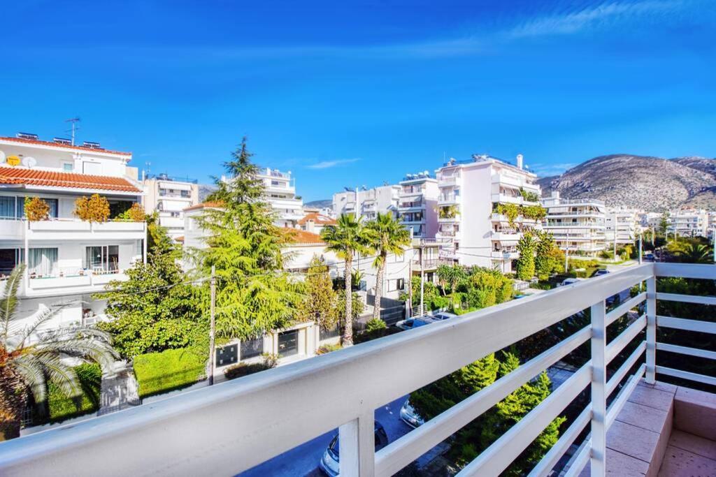 Spacious Apartment In Glyfada Close To The Sea Athens Exterior photo